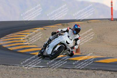 media/Oct-03-2022-Moto Forza (Mon) [[5f077a3730]]/Intermediate Group/Session 5 (Turn 12)/